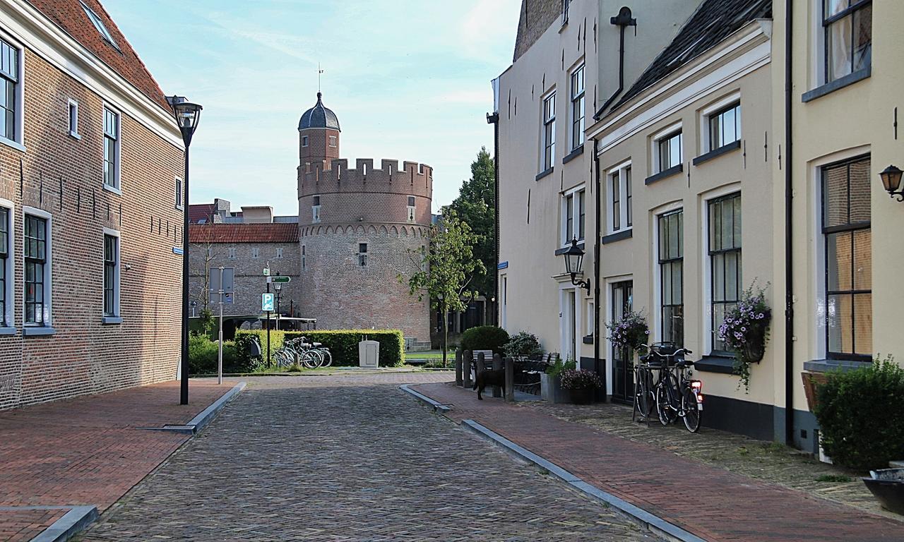 De Pelsertoren ズヴォレ エクステリア 写真